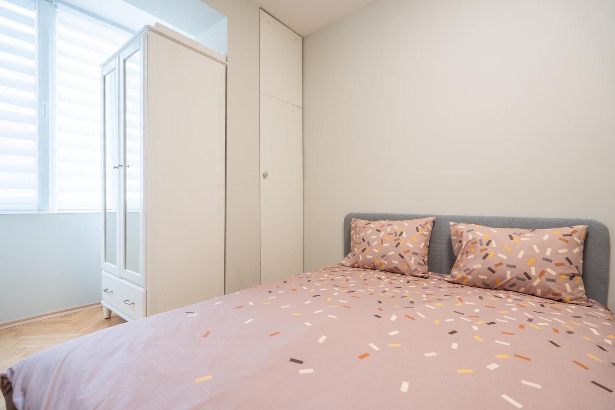The Right Choice 10 Apartment Sofia Ngoại thất bức ảnh